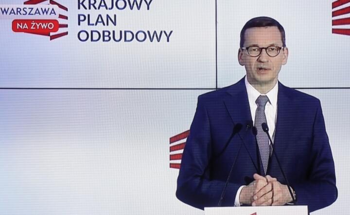 Premier Mateusz Morawiecki podczas konferencji prasowej transmitowanej z siedziby MRiPS w Warszawie, Spotkanie 26 lutego dotyczyło Krajowego Planu Odbudowy / autor: PAP/Paweł Supernak