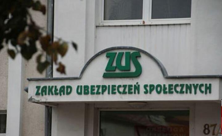 ZUS chce przyjąć ponad 1,4 tys. praktykantów