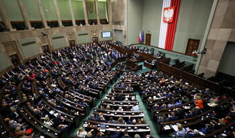 Czternasta emerytura - ważna decyzja sejmu dla 9 mln osób