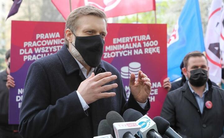 Zandberg: we wtorek poprzemy ratyfikację. Jasny warunek