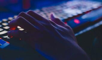 CISA oraz FBI oskarżają chińskich hakerów