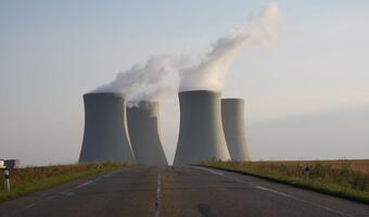 Atomowa rewolucja francuska: Zamkniętych zostanie 17 reaktorów