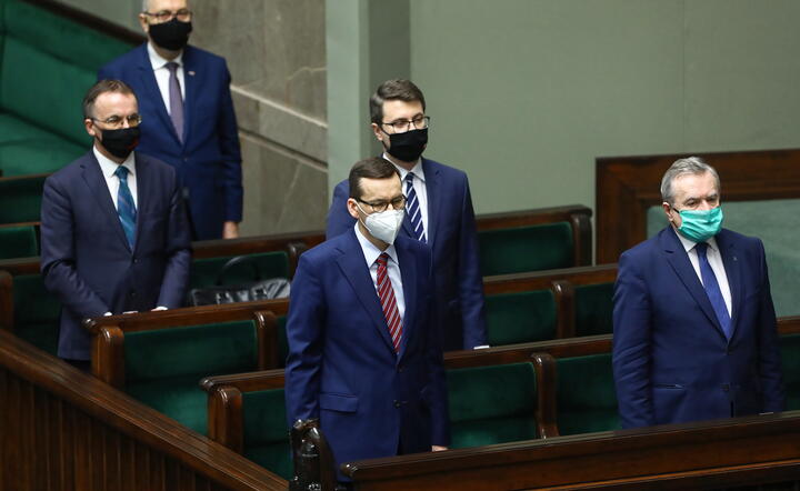 Jak rząd odbiera VAT przestępcom w białych kołnierzykach