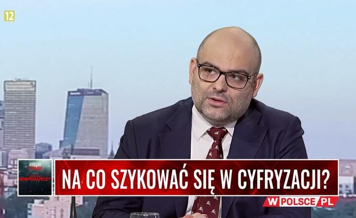 PiS zostawił Polskę cyfrową. Na wszystko jest "apka"