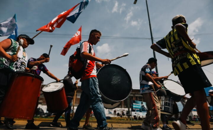 Lewicowa demonstracja przeciw gospodarczym planom prezydenta Milei w La Matanza koło Buenos Aires / autor: PAP/EPA/Juan Ignacio Roncoroni 