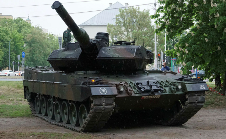 czołg / autor: Fratria