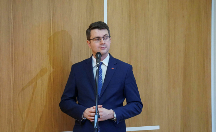 rzecznik rządu Piotr Müller / autor: Fratria