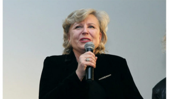 "Wprost" informuje o mailu dot. szczepień od fundacji Jandy