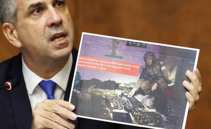 Israeli FM presser at UN / autor: PAP/EPA/SALVATORE DI NOLFI