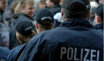 Protest koronasceptyków: Dziennikarze brutalnie zaatakowani
