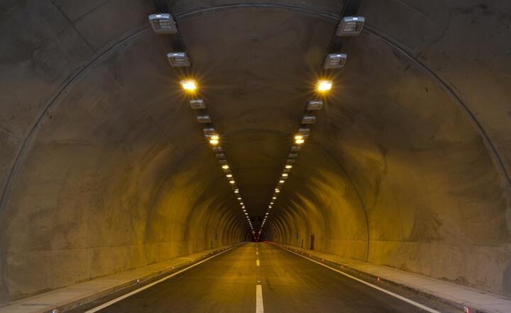 tunel / autor: pixabay