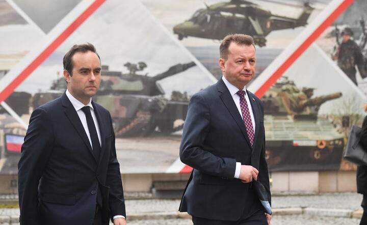 Mariusz Błaszczak, Sebastien Lecornu / autor: PAP/Piotr Nowak