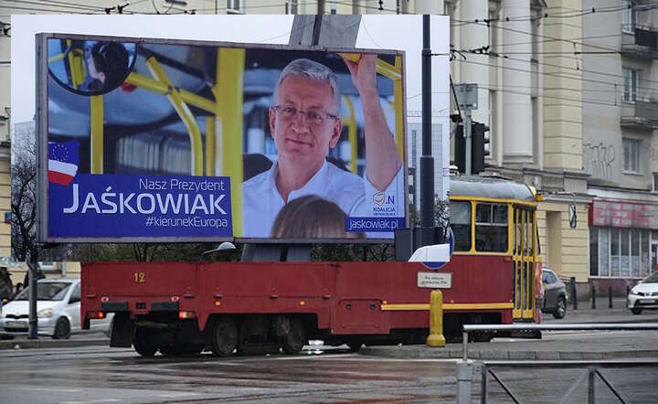 Stare, niemieckie, zepsute tramwaje za 3 mln euro. Zostały kupione za pieniądze Polaków i nie jeżdżą / autor: Fratria