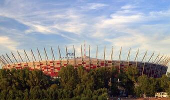 GAZETA BANKOWA: Stadiony za miliony