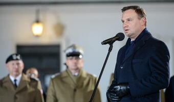 Prezydent Duda realizuje zapowiedzi z kampanii: w Sejmie projekty ustaw o obniżeniu wieku emerytalnego oraz o zwiększeniu kwoty wolnej