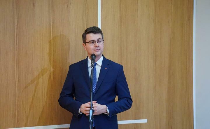 rzecznik rządu Piotr Müller / autor: Fratria