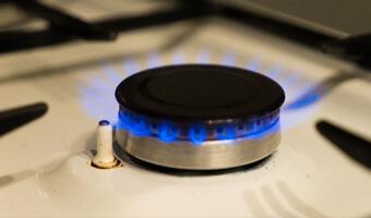 Gazprom drugi miesiąc pod kreską