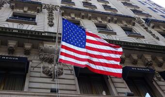 Efekt Trumpa? Mocna zmiana cen ropy w USA