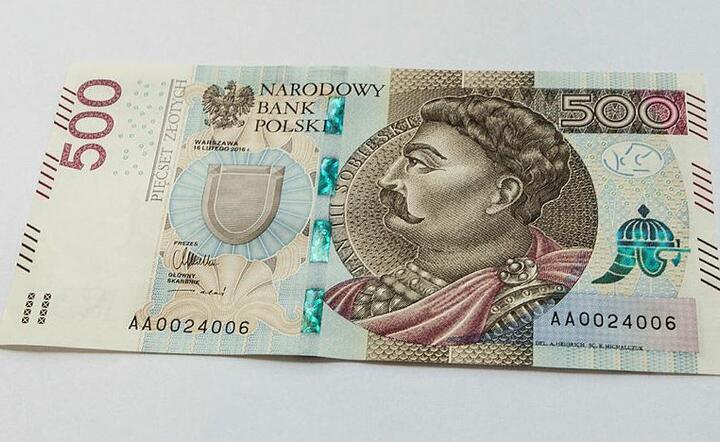 500 zł / autor: Fratria