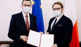 Piotr Woźny ustępuje. Premier: podjął się niełatwej roli