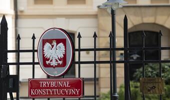 Portugalski komentator: Polskę w wojnie o prymat prawa krajowego popiera większość UE