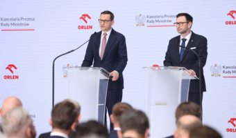 Mały atom konieczny dla transformacji