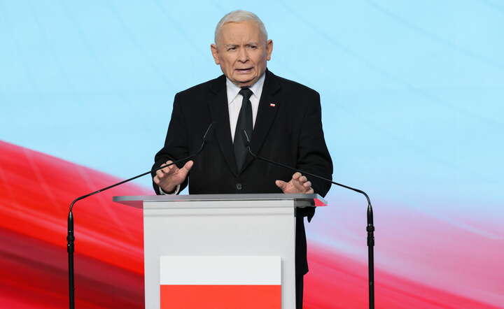 Prezes PiS Jarosław Kaczyński na konferencji prasowej w siedzibie Prawa i Sprawiedliwości / autor: PAP/Paweł Supernak