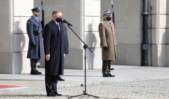 Prezydent: obiecujemy, że będziemy niestrudzenie walczyli przeciw pandemii COVID-19