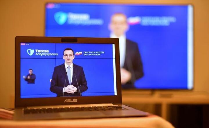 Premier Mateusz Morawiecki omawia założenia tarczy antykryzysowej  / autor: PAP