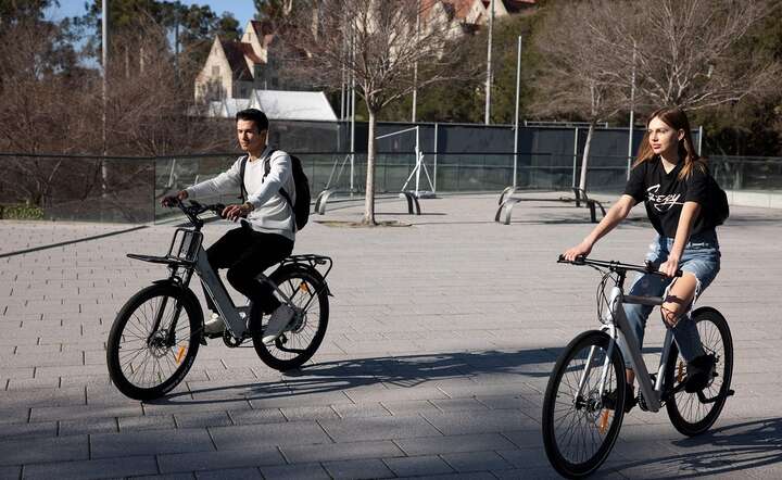 E-rower może być pełnoprawnym sposobem na zwiększenie codziennej aktywności fizycznej / autor: Pixabay