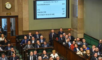 Nowela ustawy o SN uchwalona, oto jak głosowali posłowie