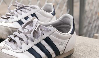 Adidas w tarapatach! Powodem nazistowska przeszłość