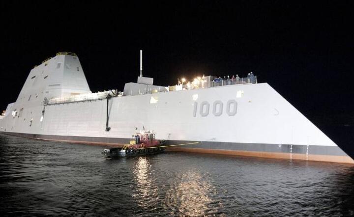 Amerykański niszczyciel USS Zumwalt  / autor: PAP/navy.mil