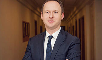 Szef KNF nie rozważa rezygnacji