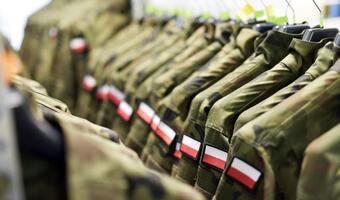 Wojsko otrzymało blisko 150 tys. nowych mundurów