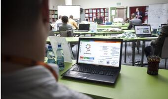 W Polsce jest 2,7 mln stron www. W 2018 r. wydatki na usługi IT będą w Polsce wart ok 4 mld dolarów