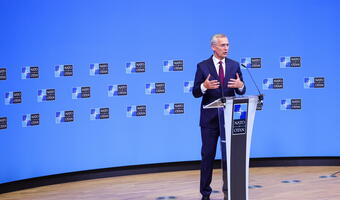 J. Stoltenberg:  Utworzymy Radę NATO-Ukraina