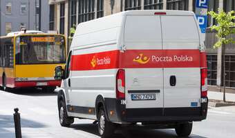 Poczta tnie etaty. Tysiące ludzi bez pracy