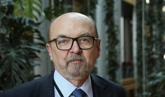 Prof. Legutko: Nie dajmy się oszukać, że KE jest ciałem bezstronnym