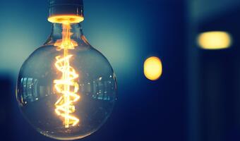 Eurostat: Spadła cena energii dla gospodarstw domowych