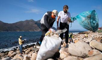 Mikroplastik plagą oceanów. Gigantyczne zanieczyszczenia