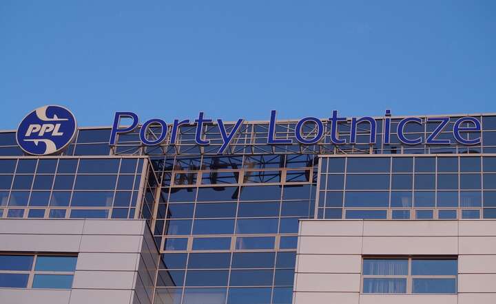 Siedziba centrali Państwowych Portów Lotniczych w Warszawie / autor: Fratria / KK