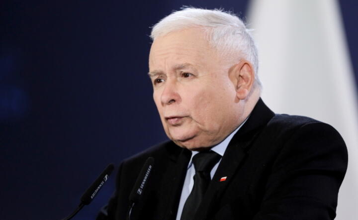  Prezes Prawa i Sprawiedliwości Jarosław Kaczyński podczas spotkania z mieszkańcami Żywca / autor:  PAP/Tomasz Wiktor