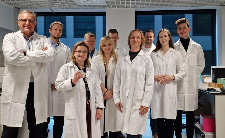 Zespół prof. dr. hab. inż. Krzysztofa Wojciechowskiego (z lewej) / autor: Facebook