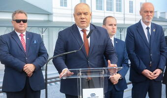 Sasin: ponad 4 mld na inwestycje w nowym programie dworcowym