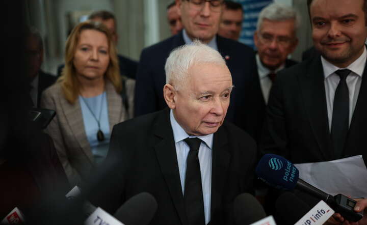 Prezes PiS Jarosław Kaczyński w Sejmie / autor: PAP/Leszek Szymański