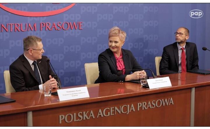 BGK i EBI - program pilotażowy dla średnich miast / autor: PAP