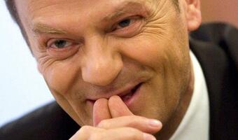 Co wolno wojewodzie: Tusk i Bieńkowska nie zapłacą podatku dochodowego od swoich wysokich pensji. Uchwalono specjalny przepis