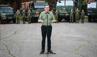 Premier: Armia po okresie PO była w zgliszczach!