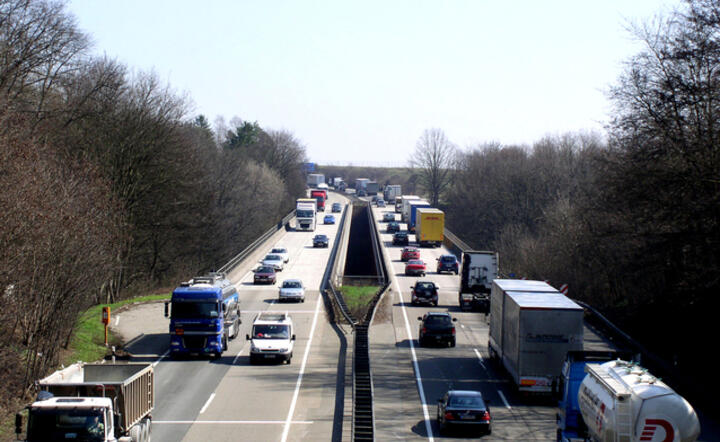 Autostrada w Niemczech fot. www.freeimages.com